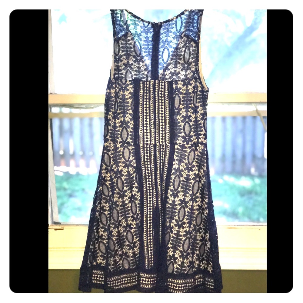 Francesca’s blue lace dress